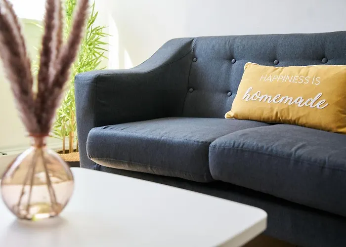 Rotherwood Apartment